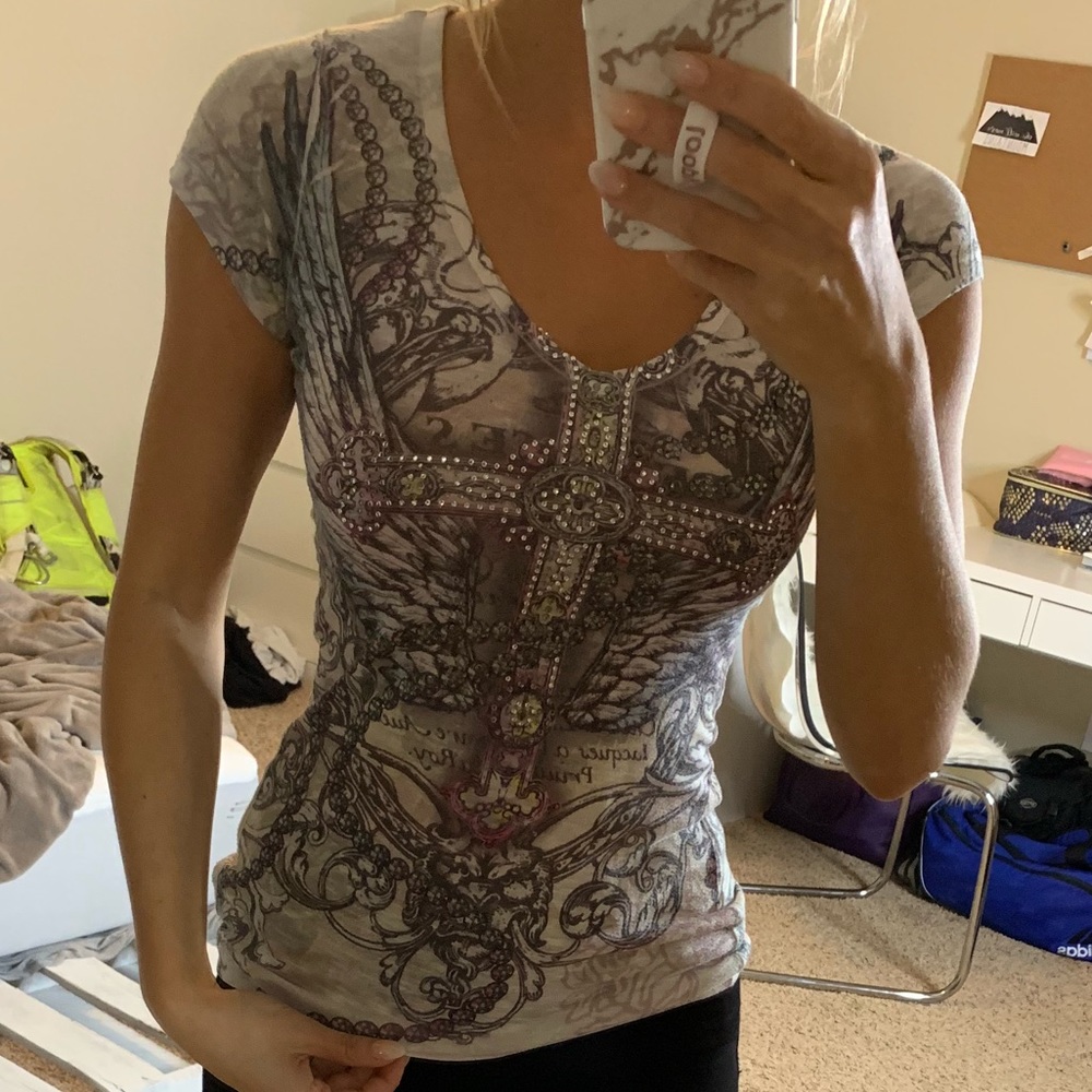 Top - Picture 2 of 3